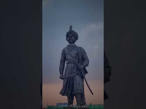 Nadaprabhu Sri Kempegowdara Prathime Statue of Prosperity-KIAL BANGALORE