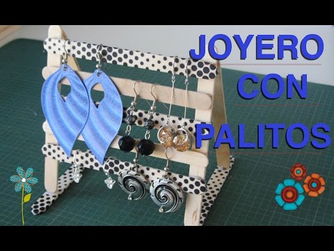 Joyero para pendientes hecho con palitos