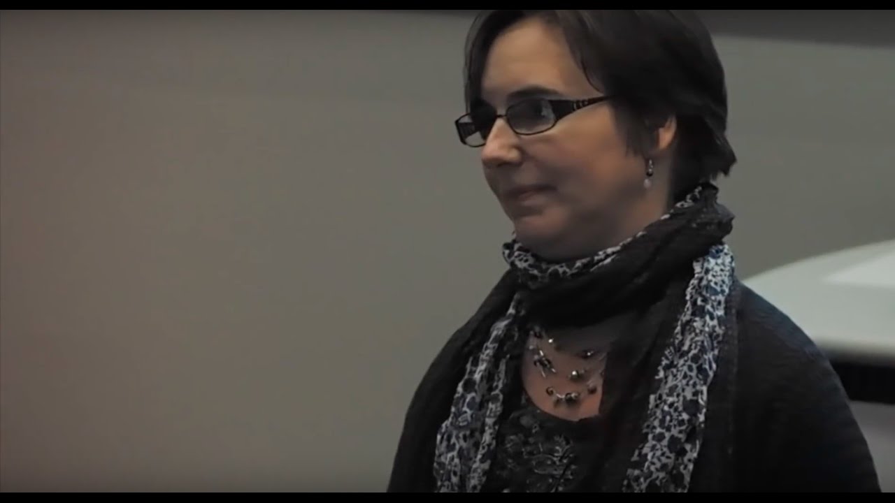 Unschooling | Alice Khimasia | TEDxWarwickSalon