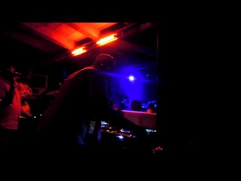 Osunlade @Barbarellas Night Club (Suncebeat 4 - Tisno, Croatia) - Jul 28, 2013