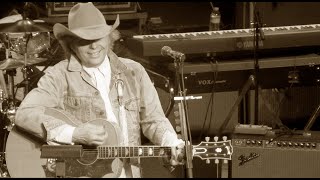 Dwight Yoakam - &quot;Trying&quot; Live @ The Warfield, San Francisco, CA 12.7.13