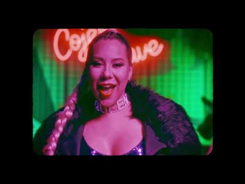 Srta, Dayana - Me Va Mejor (Video Oficial)