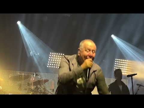 Dolphins - Simple Minds @ Columbiahalle - Berlin - 08-05-2022