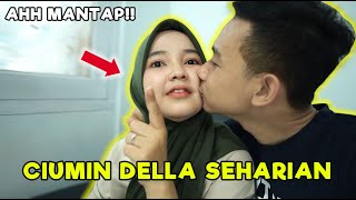 Download lagu SEHARIAN CIUMIN DELLA, Gamau dilepas😭 mp3 Download lagu SEHARIAN CIUMIN DELLA, Gamau dilepas😭 mp3