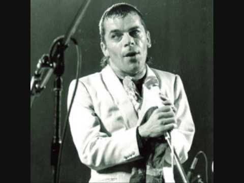 Ian Dury and The Blockheads - Bed O'Roses No.9