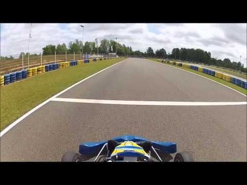 tour de piste sur le circuit Alain prost du mans