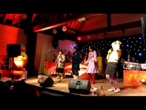 July en de Muppe \  'n Buulke ongeteld