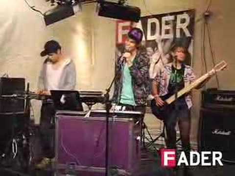 Lo-Fi FNK - Live @ the Fader Sideshow (Episode 3)