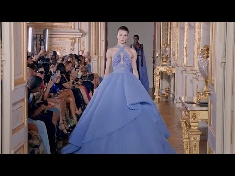 Tony Ward - Couture fashion show fall winter 2022-2023