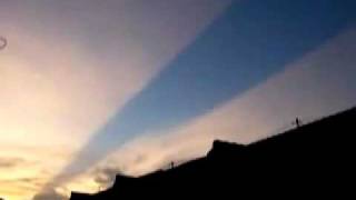 Weird Sky In Mexico!!  STRAIGHT LINE CLOUDS!! EXTREMELY  Strange Phenomenon!!