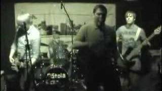 LINES IN SAND HIT THE HARLEYLIVESTAGE FOR THE BENCH PRESS.