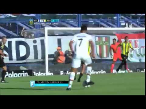 Vélez 2 - Aldosivi 0. Primera División. Fecha 1.