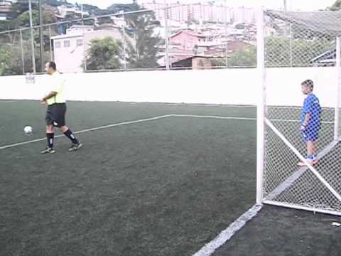 Cobrança Penalti Enzo contra São Caetano em Perus 2104-2013