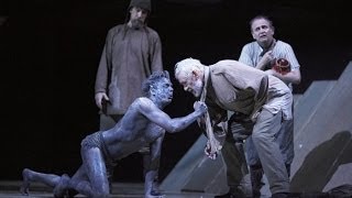 King Lear - Analyzing Staging in Act 2 - Edgar Becomes Poor Tom