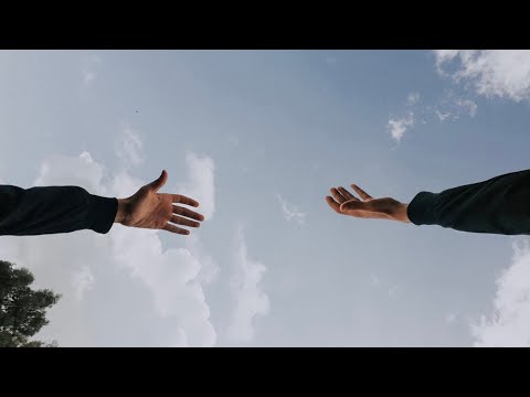 Nëse nuk di të falenderosh njerezit, nuk di të falenderosh as Zotin (Allahun)!