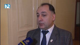 Կազմաքանդում են կրթության համակարգը․ դասագրքերը բացը լրացնելու համար են․ Ատոմ Մխիթարյան: Լրաբեր
