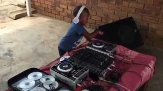 DJ Arch Jnr on it again.