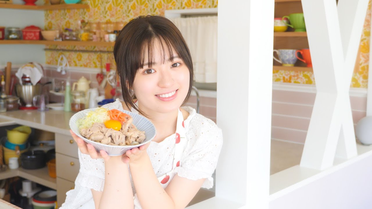 レンジで作る夏の献立 3品(ネギ塩豚うどん・オリーブオイルなす・トマトの味噌汁)