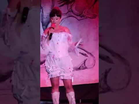 Lyndsi benefit
