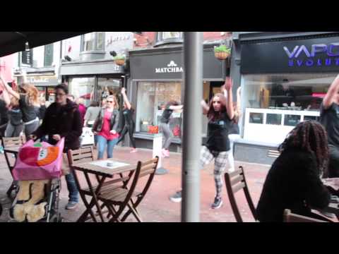 Flashmob dancers help launch new Brighton store