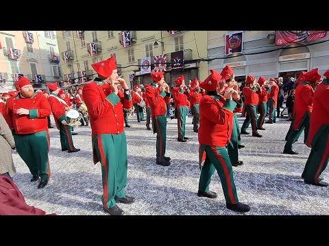 Carnevale di Ivrea 2024 - Parata dei carri da getto