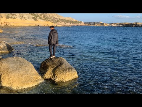 “A Peaceful Evening in Xatt l-Aħmar, Gozo | Family Time by the Sea”