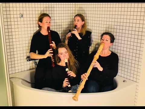 @WoodpeckersQuartet play Ding, dong, merrily on high 