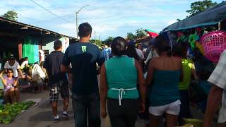 preview picture of video 'Mercado en Yurimaguas'