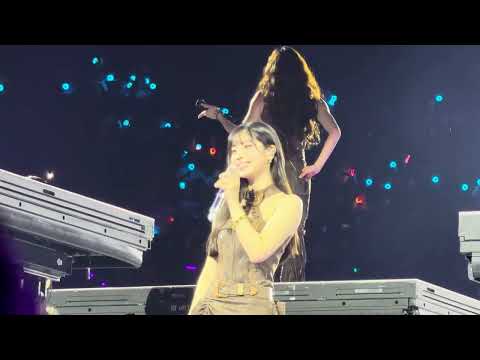 @TWICE performs Mars at the Kia Forum (This Is For 2026) #twice #kpop