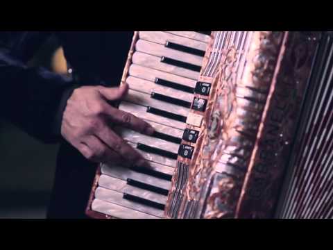 Los inquietos del norte (caiga quien caiga )