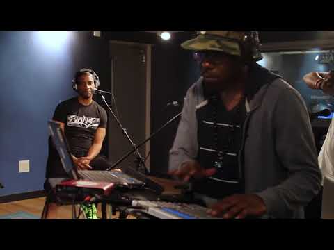 KEV BROWN/MASTA ACE/MC SERCH FREESTYLE - RAP IS OUTTA CONTROL