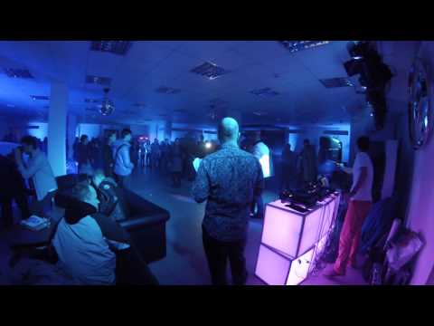 Syntheticsax - Recording with performances (Mazda 3)