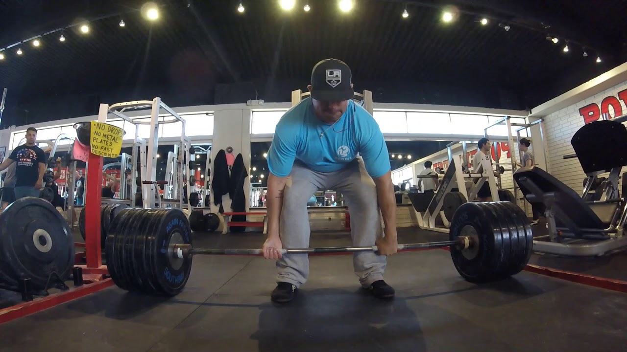 Deadlifting Compilation #1