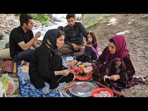 Family picnic in the heart of nature: pure moments of Soghara and Jamal!
