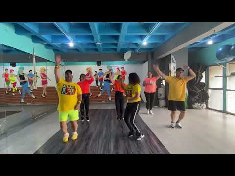 Muevelao - Lion Lazaro ft Sixto Rein - Coreografía Zumbajackie - Zumba Fitness