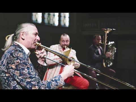 Wieder, Gansch & Paul - Menage A Trois (official EPK English)