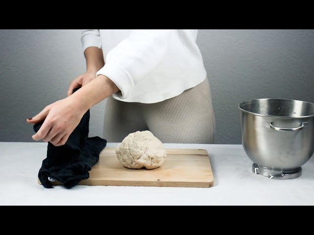 Video teaser for Küchenmaschine U441CH1 – Toller Allrounder zum Mixen, Rühren und Kneten