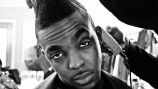 Roscoe Dash ft Bobby V - Kinky Girl (DOWNLOAD)