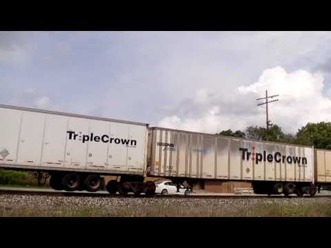 NS 255 @ LOGANSPORT, IN 8 30 14 NS 8915 NS 8770