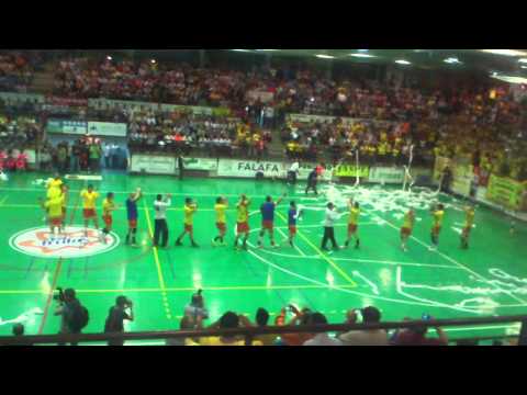 Villa de Aranda - Barcelona Interesport: Salida al sintético de los equipos