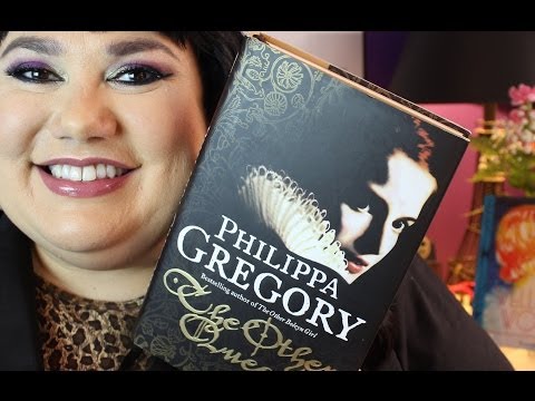 The Other Queen Book Review "Candy Reads" segment