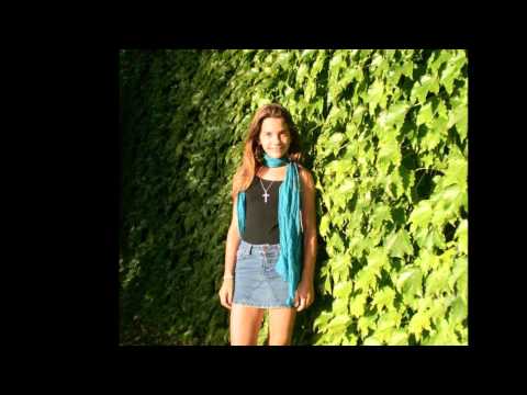 download lagu mp3 mp4 Florencia Cagnasso Biografia, download lagu Florencia Cagnasso Biografia gratis, unduh video klip Florencia Cagnasso Biografia
