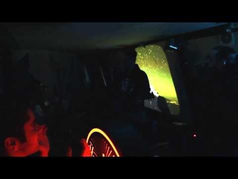 AFO,BigBlunt &Dan Basu -Freestyle ODD Busteni @INSIDE BAR  (pe o zapada super mare)2014