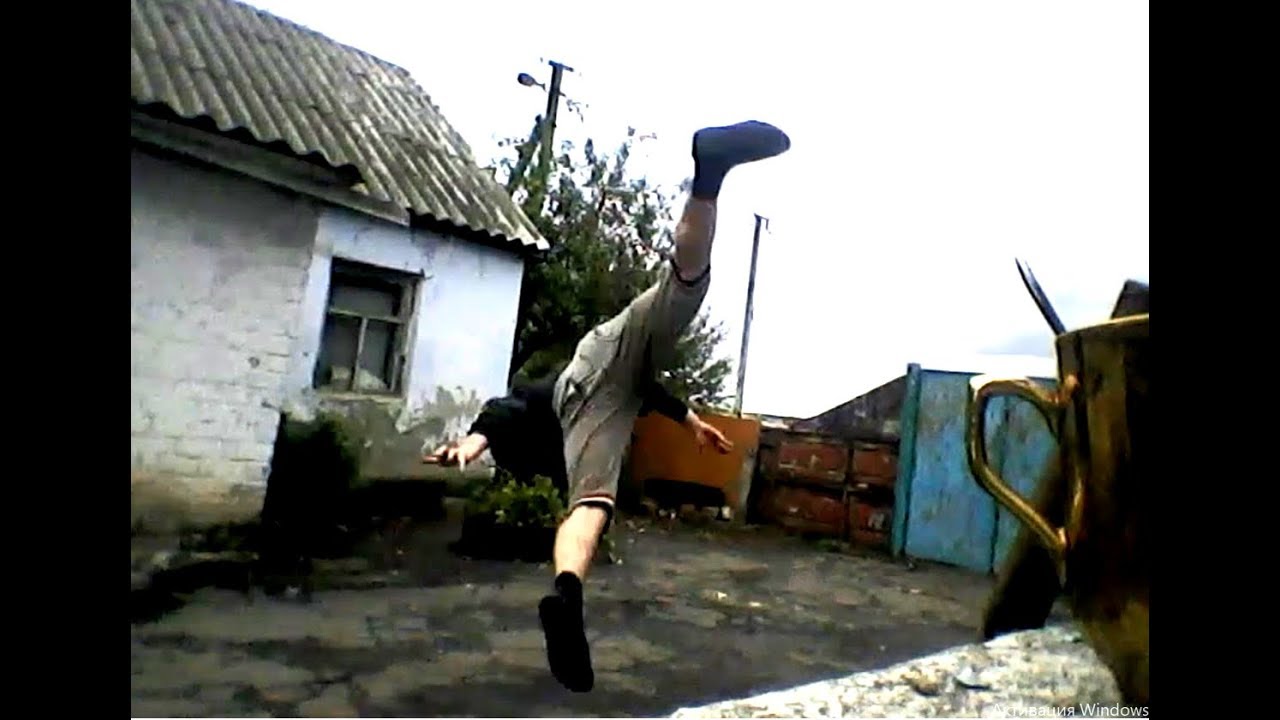 пошел на фиг. видео про дела. много дел прикол. благотворительность для животных. кузница в старину.