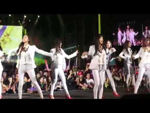 140322 SNSD HEC - Gee by vnexpress