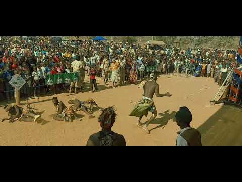 Mukanzubo Kalinda and the Children 