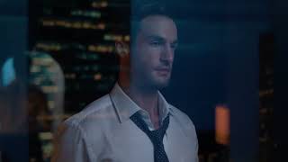 Particle Presence. Power. Attraction in a bottle. Gravité