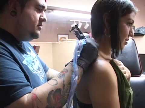 Juanita gets tattoo by Serv1 from GOLDEN TOUCH TATTOO.mp4