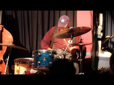 Jimmy Cobb drum solo - Linda's Jazz Nights