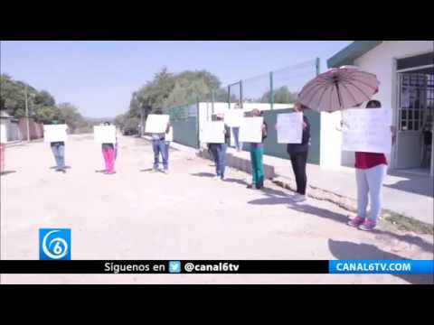 Protestan por falta de insumos médicos en clínica de Villa de Ramos, San Luis Potosí